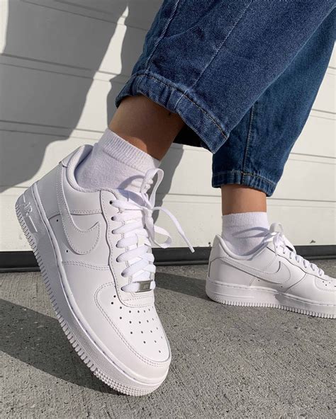 witte nike sneakers air force 1|shoes instead of air forces.